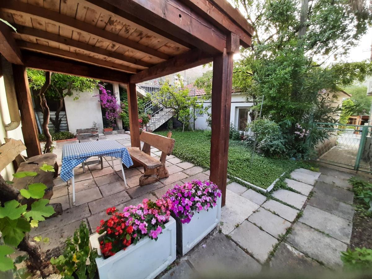 Apartment Magazini Petrovac Luaran gambar